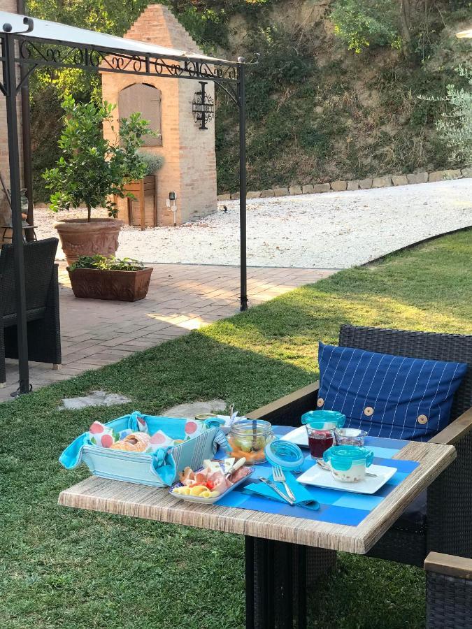 Bed and Breakfast Il Posto Perfetto Santa Maria Nuova  Экстерьер фото