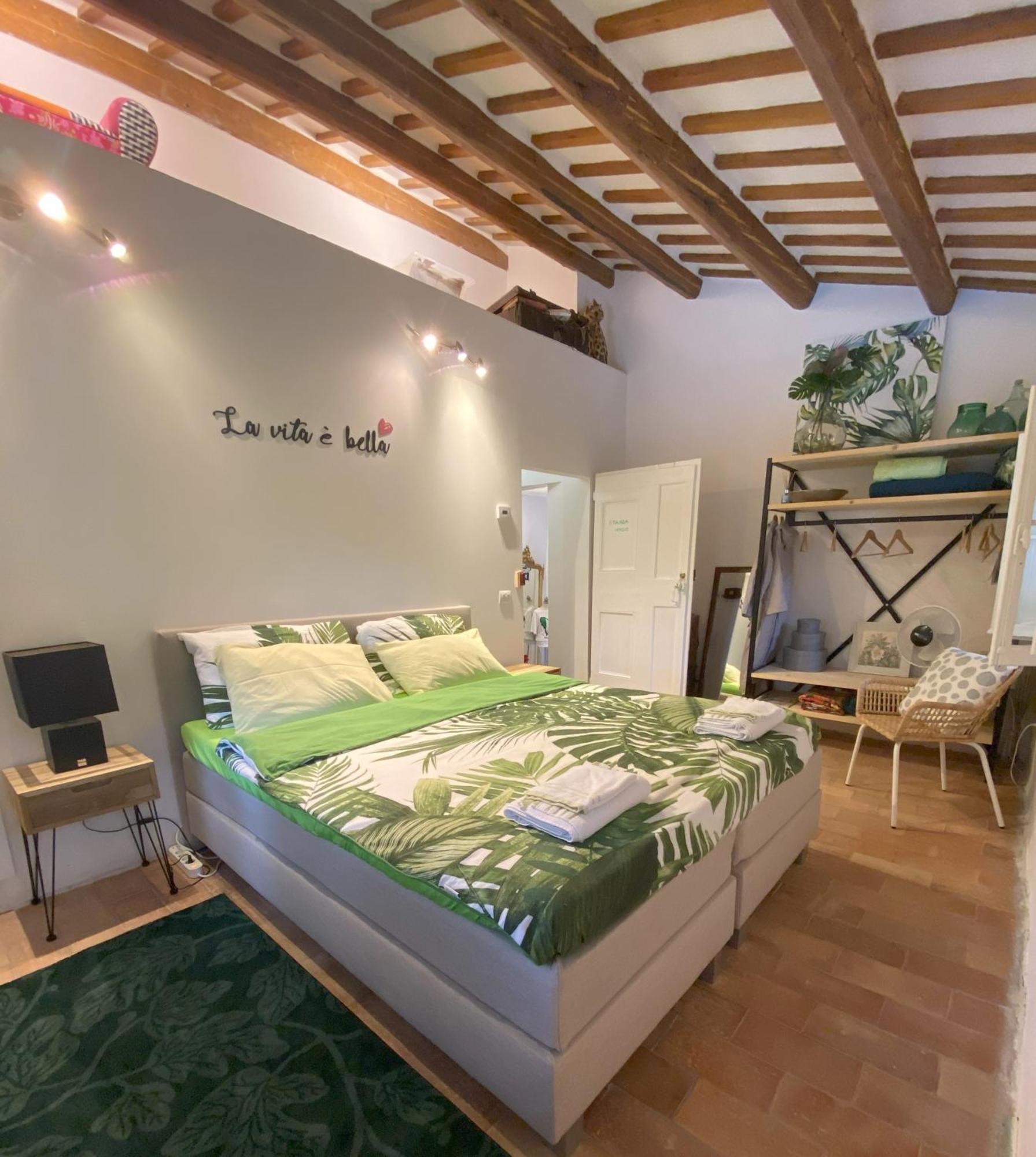 Bed and Breakfast Il Posto Perfetto Santa Maria Nuova  Экстерьер фото